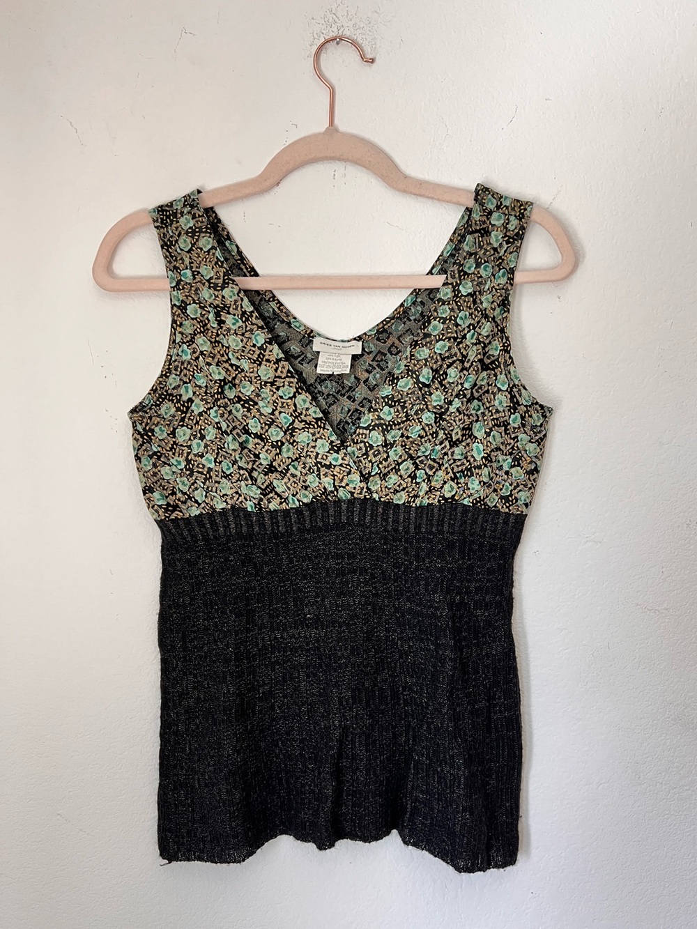 Dries Van Noten Silk Blend Floral Sleeveless Blouse Small Luxury Designer V-Neck